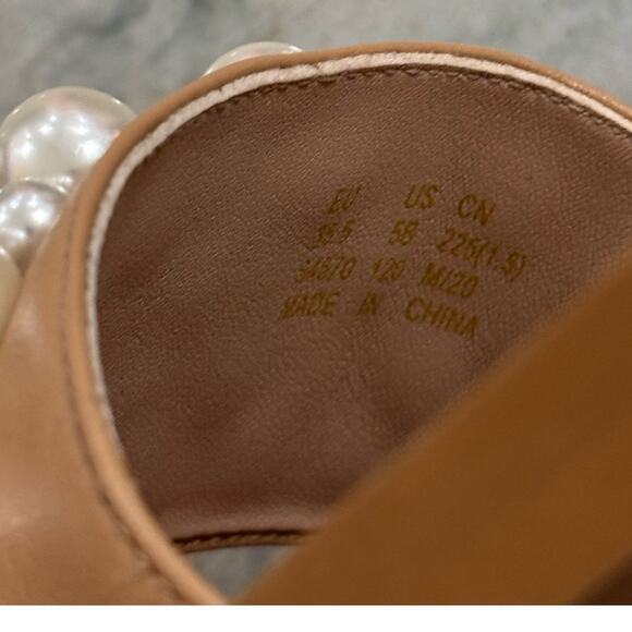 Stuart Weitzman Goldie Slide Adobe Chiffon Calf Size 5B - Picture 6 of 9